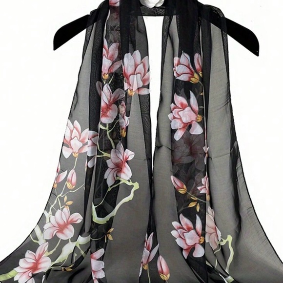 MAGNOLIA FLOWER CHIFFON SCARF! - Picture 3 of 6